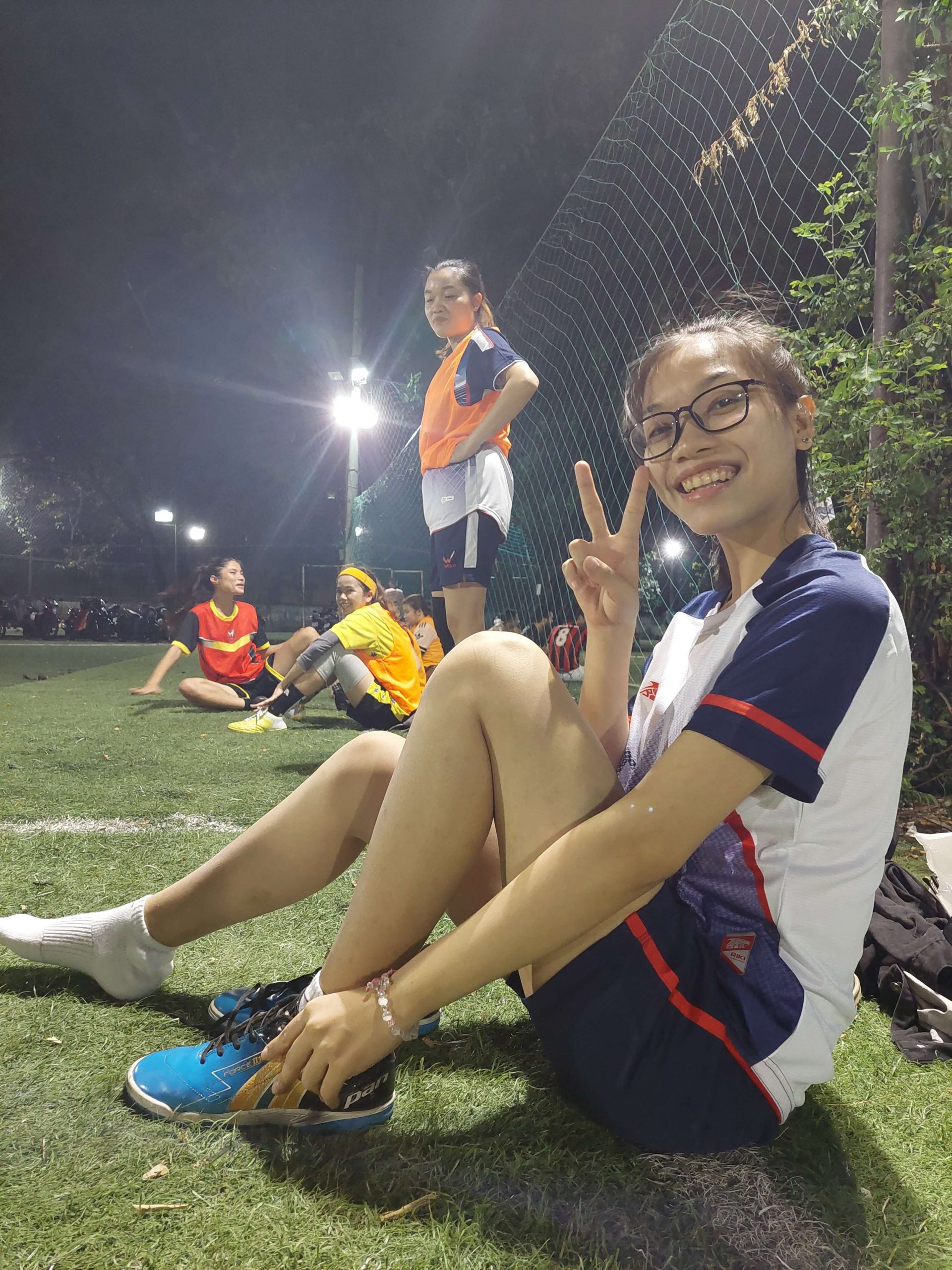 be nhi o doi bong nu sai gon gon pffc