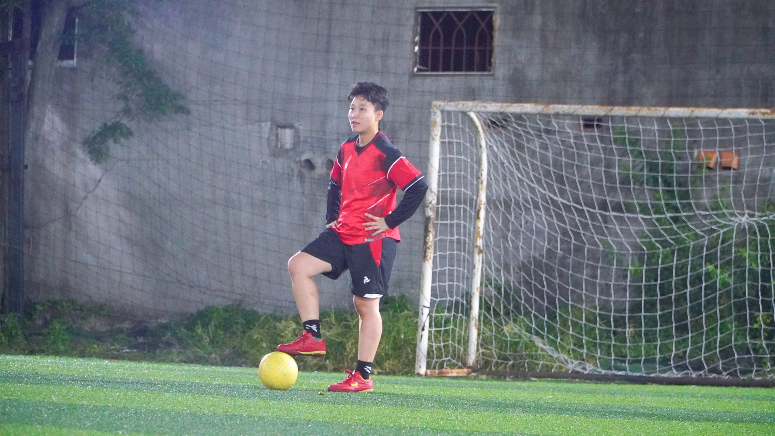 Bong-da-nu-pffc-thu-mon-cuu-bong