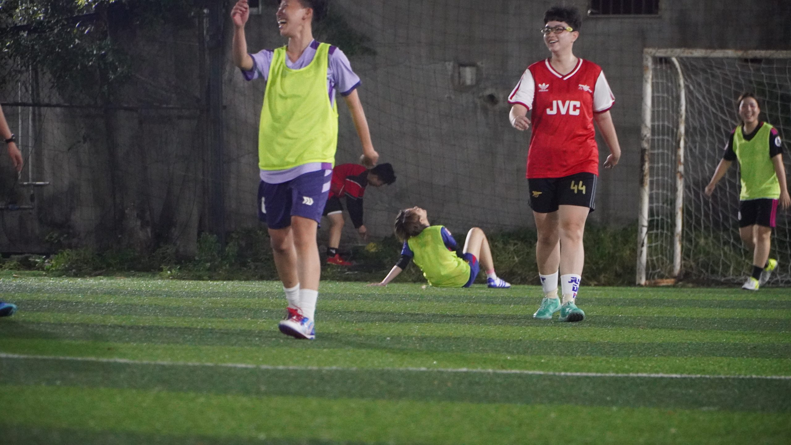 Bong-da-nu-pffc-nhung-pha-bong-khien-dong-doi-bat-luc-3